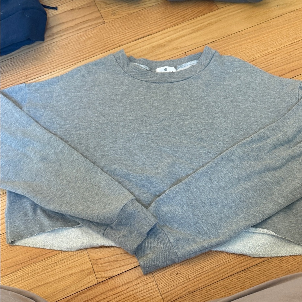 Socialite Men's Heather Gray Crewneck Sweatshirt